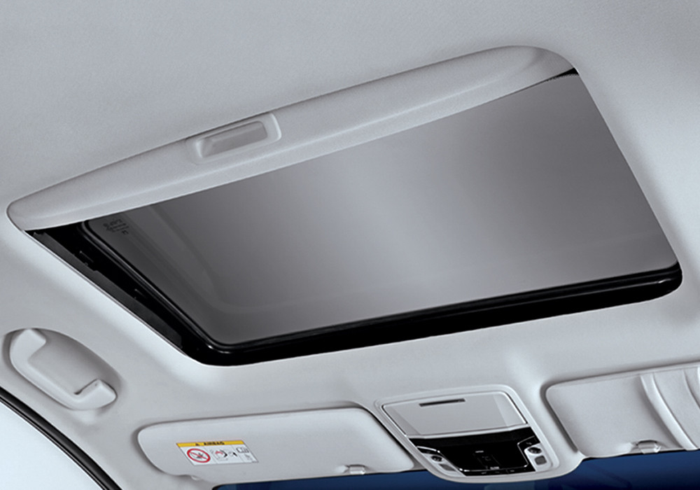 modeldetailimageinterior_0000_sun_roof__1613046343928